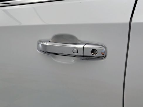 Used 2024 GMC Sierra 1500 Denali Ultimate image 28