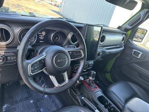 Used 2019 Jeep Wrangler Unlimited Rubicon w/ Dual Top Group image 16