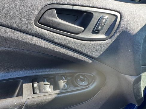 Used 2016 Ford Escape S image 15