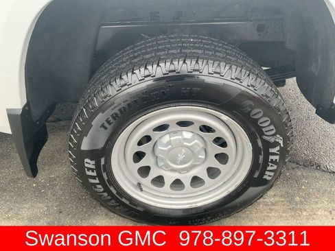 Used 2024 Chevrolet Colorado W/T image 32