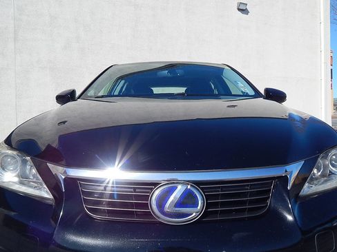 Used 2012 Lexus CT 200h Premium w/ Leather Pkg image 9