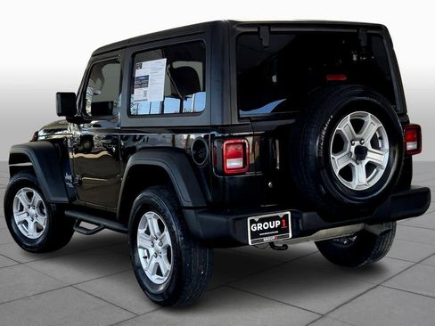 Used 2020 Jeep Wrangler Sport image 21