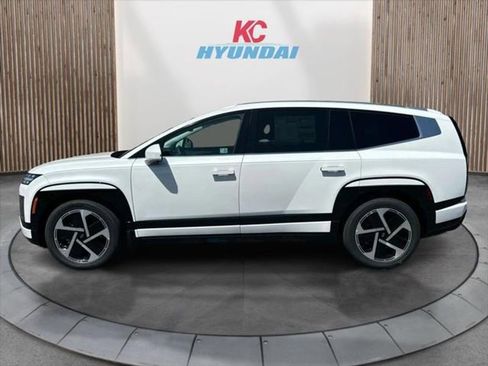 New 2026 Hyundai Ioniq 9 Limited image 7