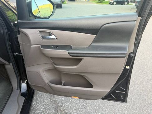 Used 2014 Honda Odyssey EX image 23