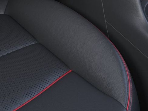 Used 2023 Chevrolet Equinox RS w/ RS Leather Package image 21