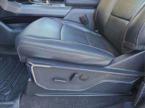 Used 2023 Ford F150 Lariat w/ Trailer Tow Package image 24