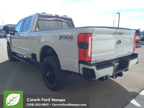 New 2026 Ford F250 Lariat w/ Black Appearance Package image 5