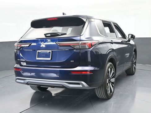 New 2026 Mitsubishi Outlander SE image 5