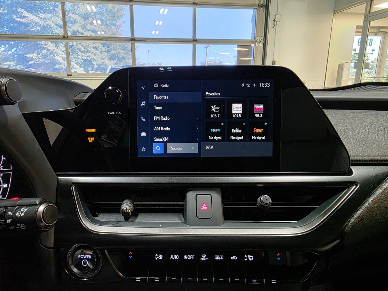 Used 2024 Lexus UX 250h F Sport FWD image 32