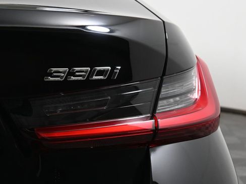 New 2026 BMW 330i xDrive Sedan w/ Convenience Package image 13