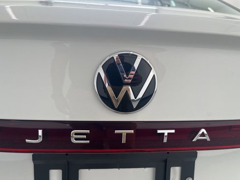 New 2026 Volkswagen Jetta SEL image 11