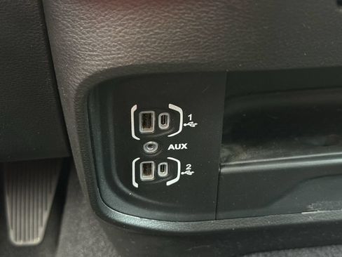 Used 2024 RAM 2500 Laramie w/ Safety Group AWD/4WD image 19