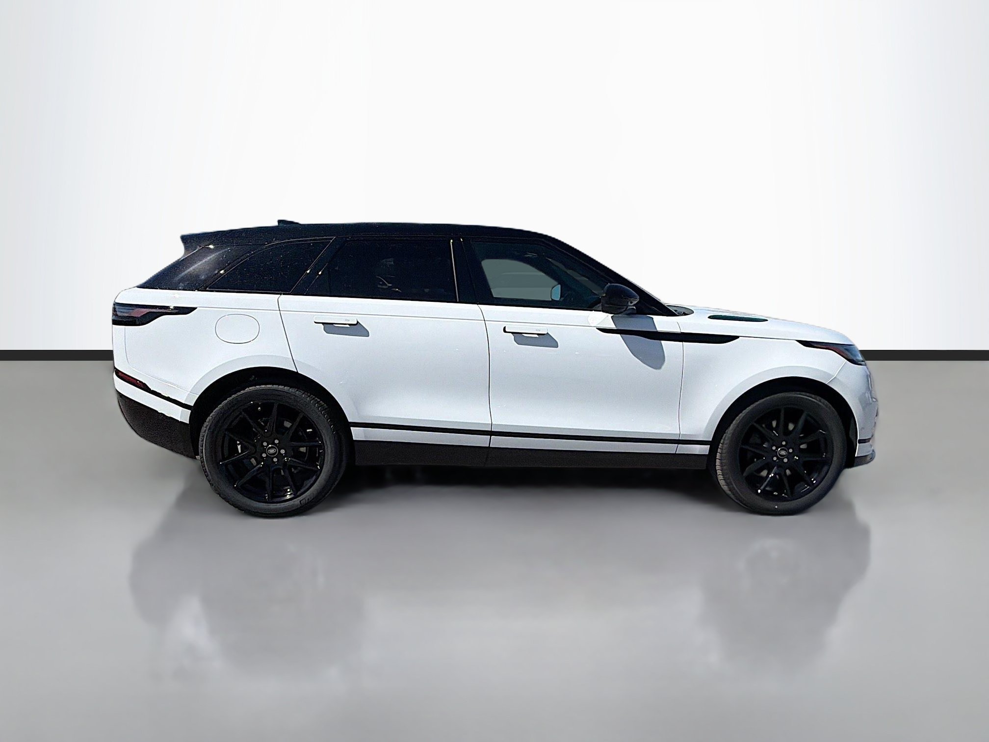 New 2026 Land Rover Range Rover Velar Dynamic SE AWD/4WD image 6