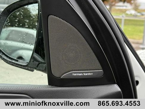 Used 2021 BMW X5 xDrive40i w/ Premium Package image 14