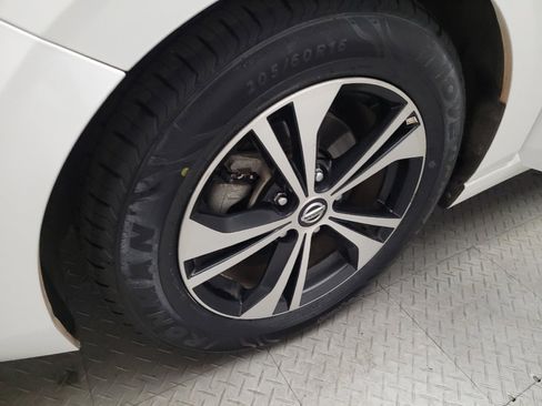 Used 2022 Nissan Sentra SV FWD image 31