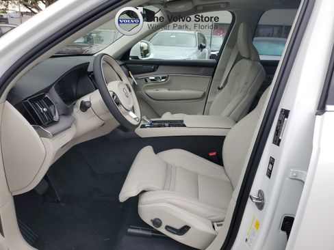 Used 2026 Volvo XC90 T8 Ultra w/ Protection Package Premier AWD/4WD image 16