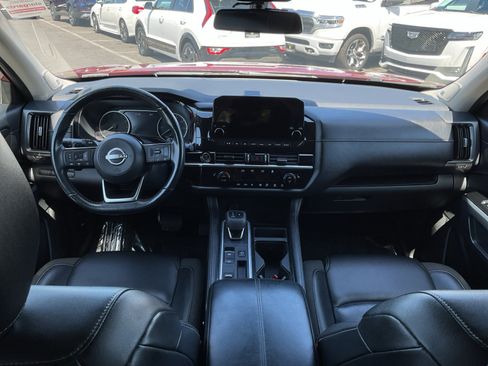 Used 2023 Nissan Pathfinder SL w/ SL Premium Package FWD image 17