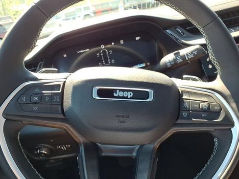New 2026 Jeep Grand Cherokee L Limited AWD/4WD image 9