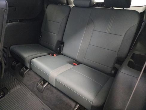 Used 2024 GMC Acadia AT4 w/ LPO, Floor Liner Package AWD/4WD image 17