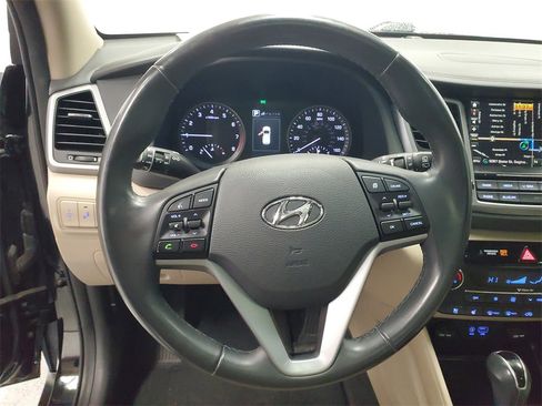 Used 2017 Hyundai Tucson Limited w/ Limited Ultimate Package 03 image 13