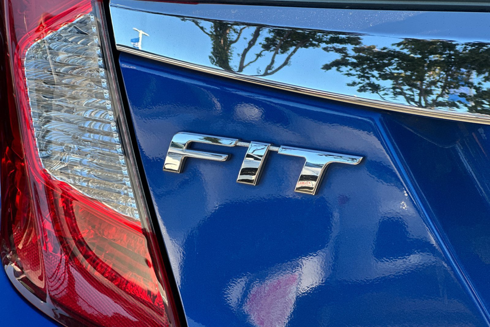 Used 2016 Honda Fit EX image 27