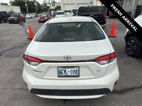 Used 2020 Toyota Corolla LE FWD image 5