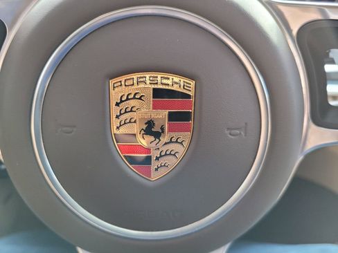 Used 2017 Porsche Panamera Turbo image 31