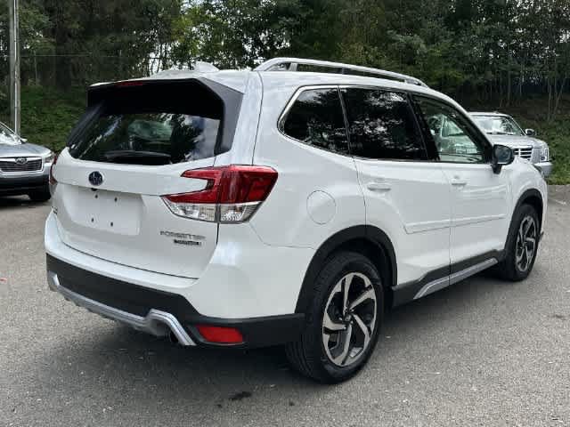 Certified 2023 Subaru Forester Touring AWD/4WD image 32