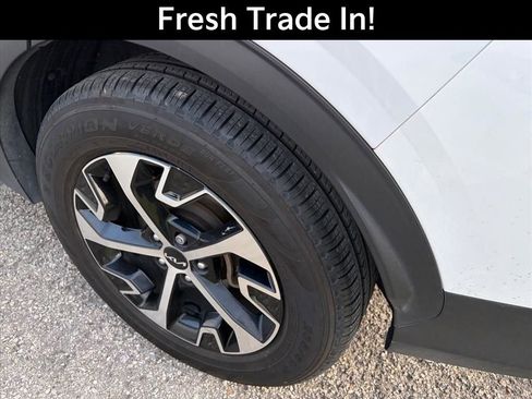 Certified 2024 Kia Sportage EX image 6