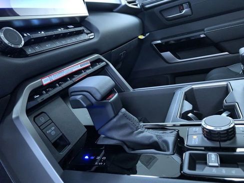 New 2026 Toyota Tundra Limited image 23