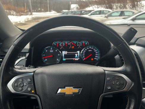 Used 2015 Chevrolet Suburban LTZ image 23
