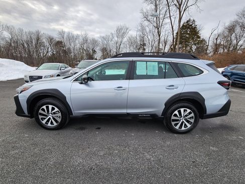Certified 2025 Subaru Outback image 5