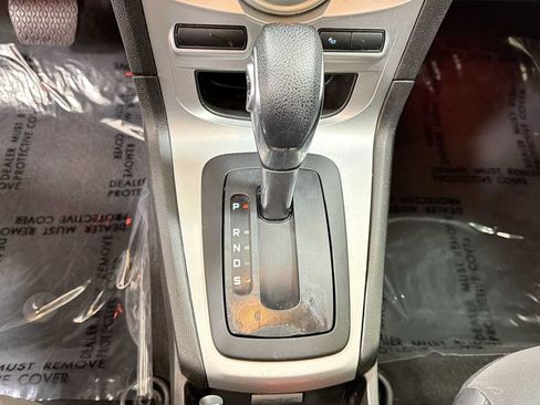 Used 2018 Ford Fiesta SE FWD image 21