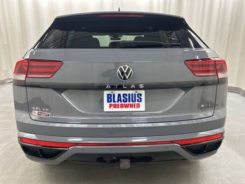 Used 2023 Volkswagen Atlas Cross Sport SEL R-Line AWD/4WD image 5