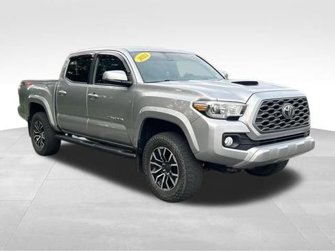 Used 2021 Toyota Tacoma TRD Sport AWD/4WD image 8