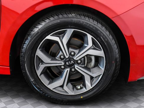 Used 2021 Kia Forte LXS image 28