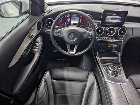Used 2018 Mercedes-Benz C 300 Sedan image 7