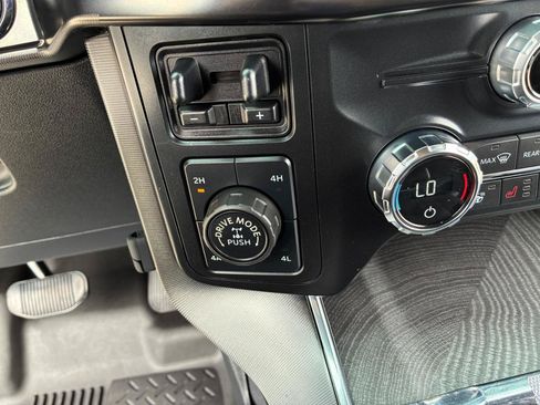 Used 2021 Ford F150 Platinum w/ Equipment Group 701A High AWD/4WD image 34