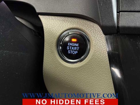 Used 2020 Toyota Sienna XLE FWD image 44