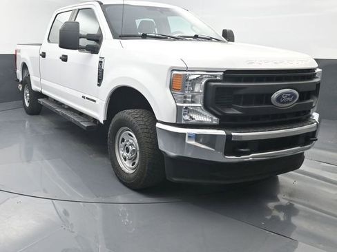 Used 2021 Ford F250 XL w/ Power Equipment Group AWD/4WD image 8