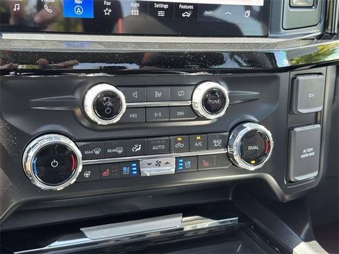 New 2024 Ford F250 Lariat w/ Lariat Ultimate Package image 42