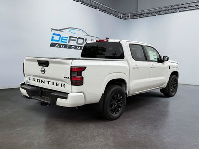 New 2026 Nissan Frontier SV w/ Tow Package