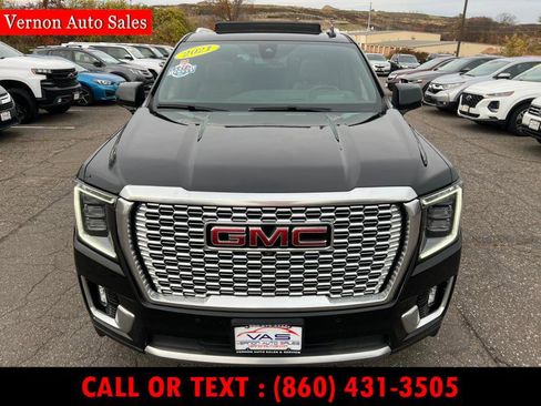 Used 2021 GMC Yukon XL Denali image 3