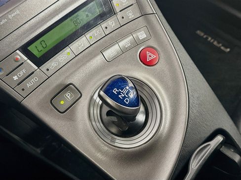 Used 2015 Toyota Prius Persona Series FWD image 24