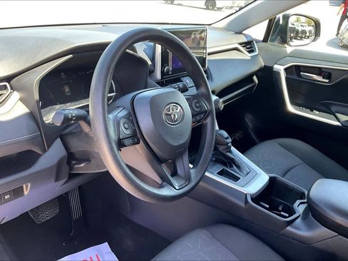 Used 2024 Toyota RAV4 XLE image 17