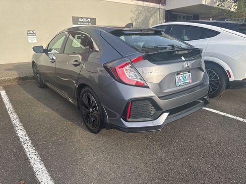 Used 2018 Honda Civic EX-L image 6