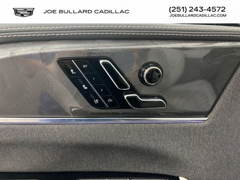 New 2026 Cadillac Escalade IQL Luxury image 8