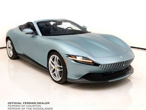 Used 2025 Ferrari Roma Spider RWD image 1