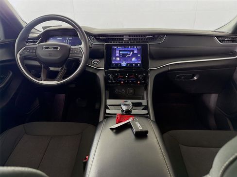 Used 2024 Jeep Grand Cherokee L Laredo w/ Luxury Tech Group I image 23