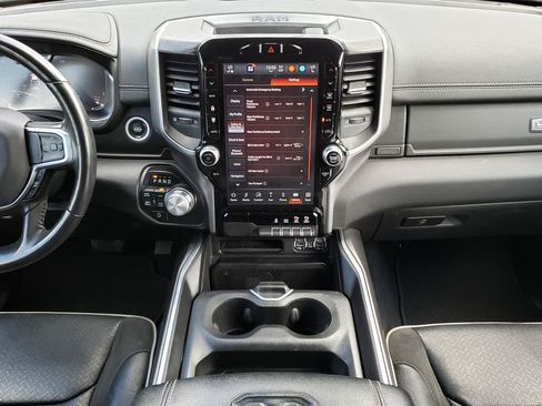 Used 2023 RAM 1500 Laramie AWD/4WD image 15